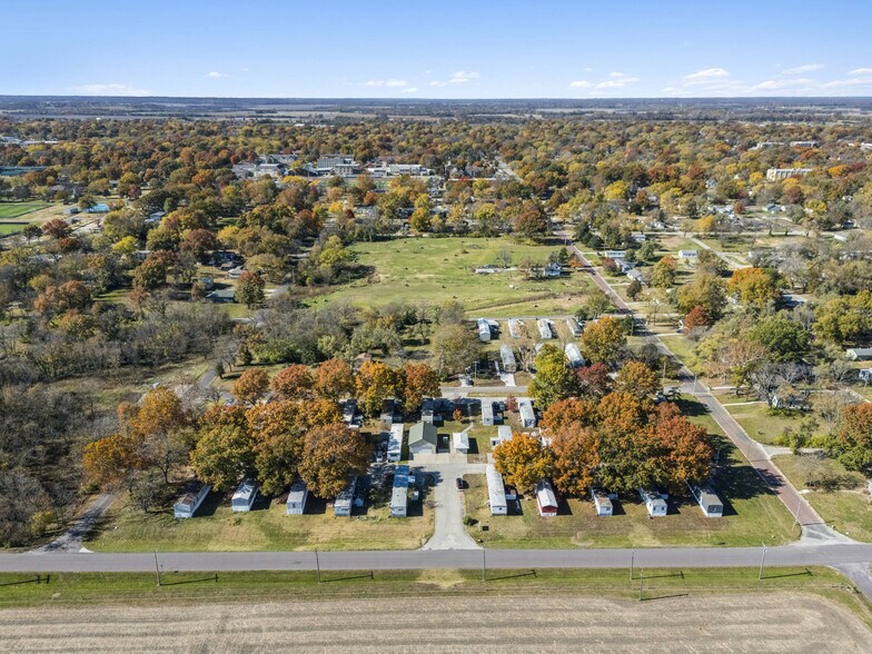 More Photos Of 930 S Lincoln St, Ottawa Manufactured Housing Mobile Home Park For Sale