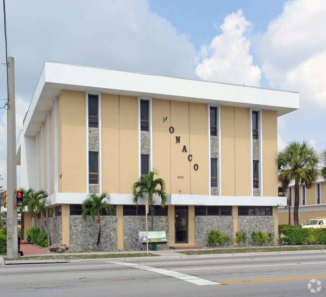 More Photos Of 4101 N Andrews Ave, Fort Lauderdale Medical For Lease
