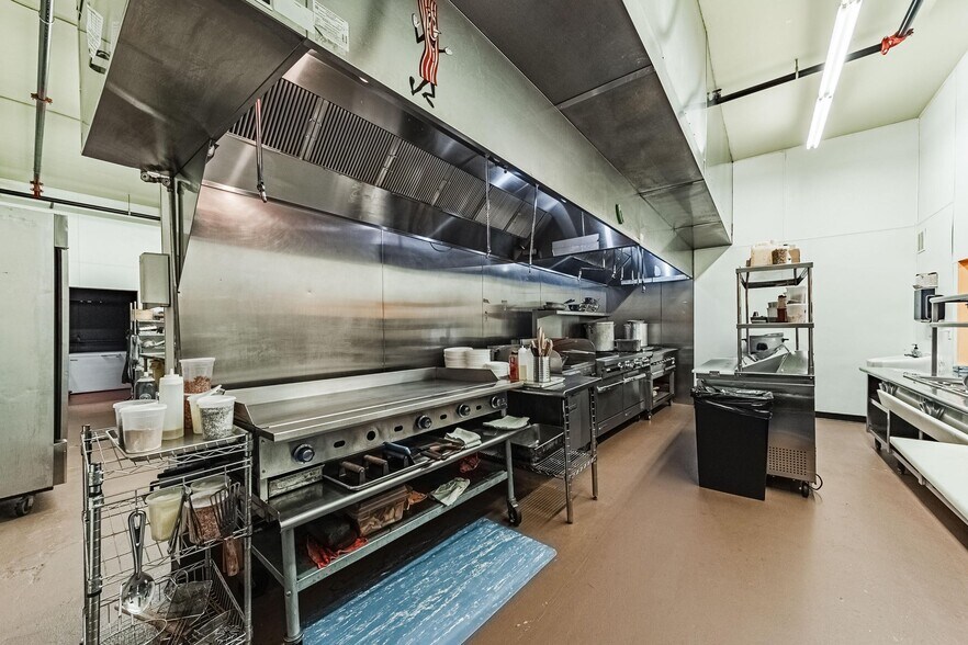 More Photos Of 443 N Commercial St, Trinidad Specialty For Sale