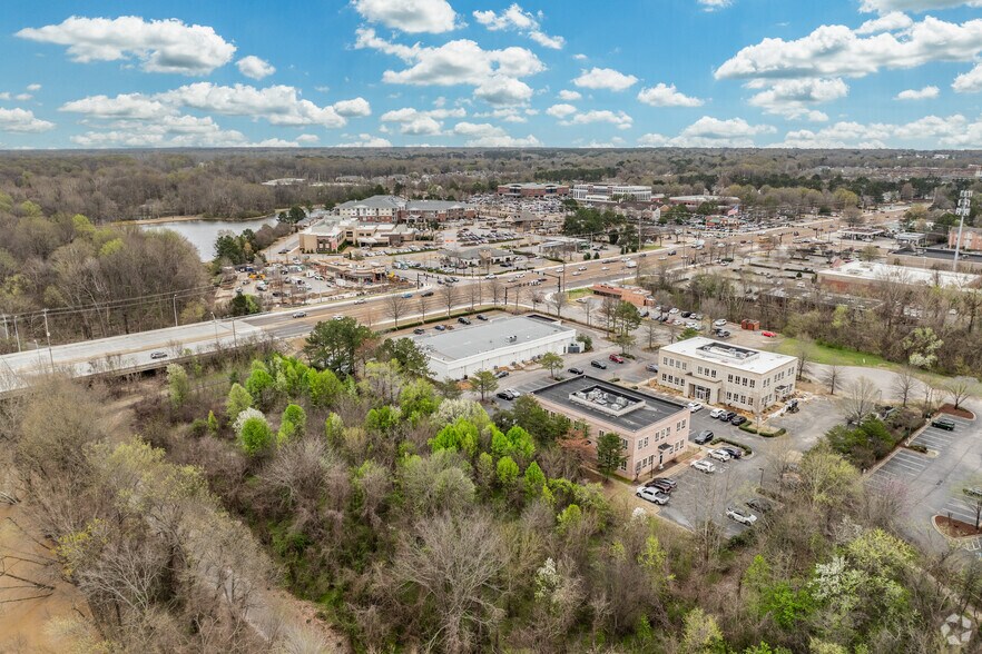More Photos Of 1217-1227 S Germantown Rd, Germantown Storefront For Sale