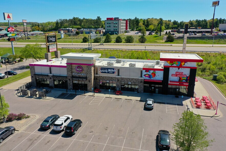 Primary Photo Of 1300 Great Wolf Dr, Baraboo Storefront Retail Office For Sale