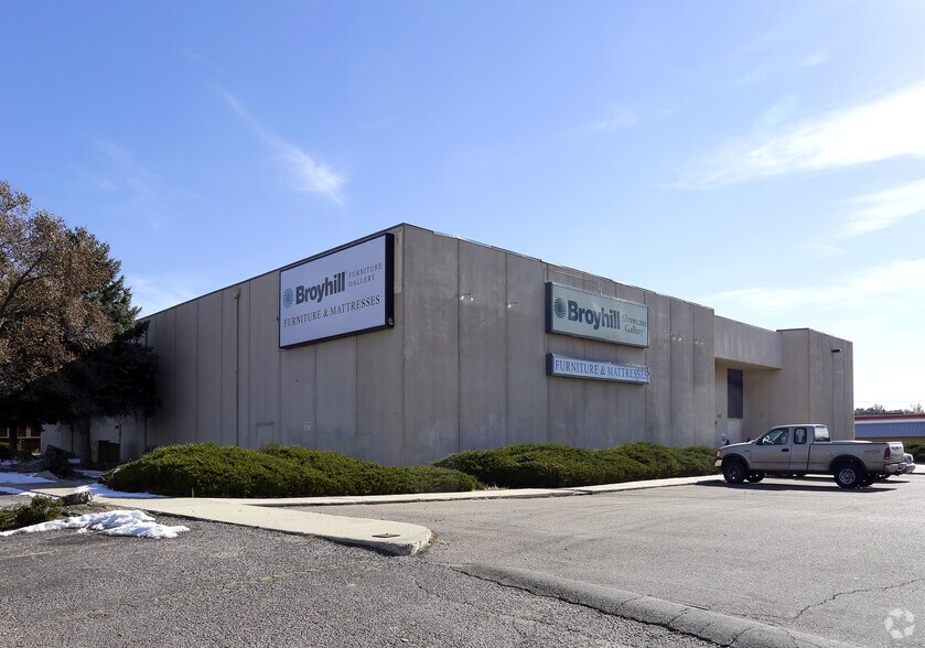 More Photos Of 345 S Academy Blvd, Colorado Springs Freestanding For Sale