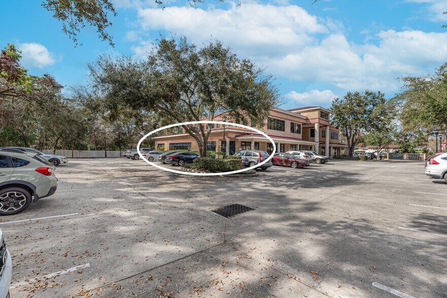 More Photos Of 13220-13280 N 56th St, Temple Terrace Medical For Sale