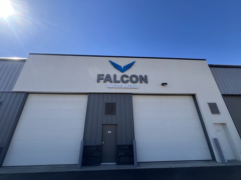 More Photos Of 450 E Willis Rd, Chandler Self Storage For Sale