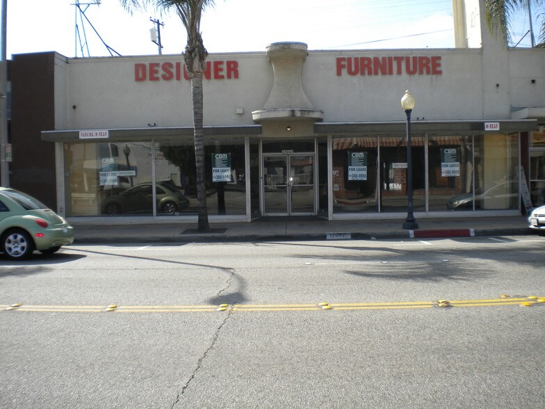 More Photos Of 17041-17047 Bellflower Blvd, Bellflower Storefront Retail Residential For Lease