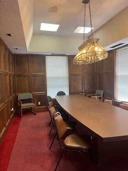 More Photos Of 4401-4405 NW 4th St, Oklahoma City Medical For Sale