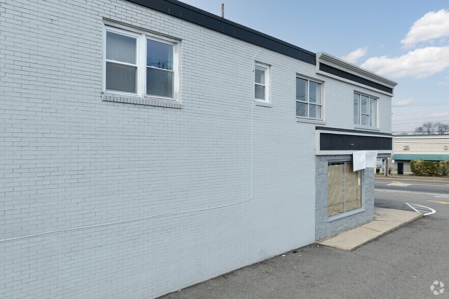 More Photos Of 350 Market St, Saddle Brook Storefront Retail Office For Sale