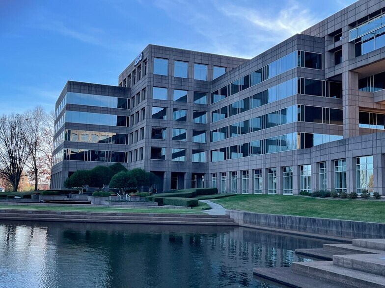 More Photos Of 901 Explorer Blvd NW, Huntsville Office For Sale