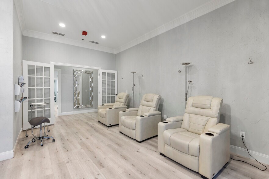 More Photos Of 2615 E Southlake Blvd, Southlake Office For Lease