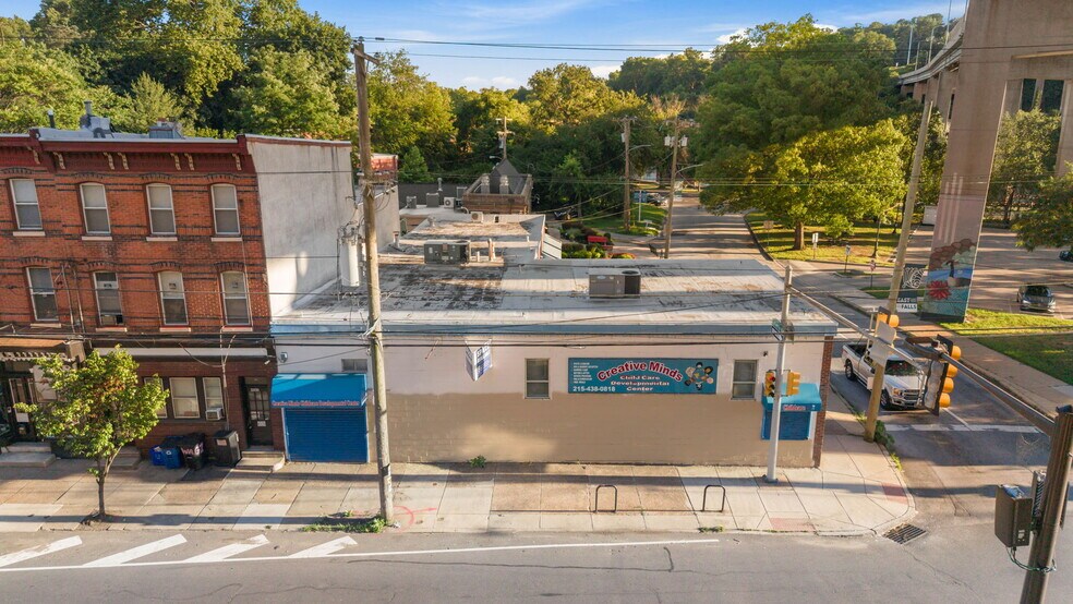 More Photos Of 4068 Ridge Ave, Philadelphia Daycare Center For Lease