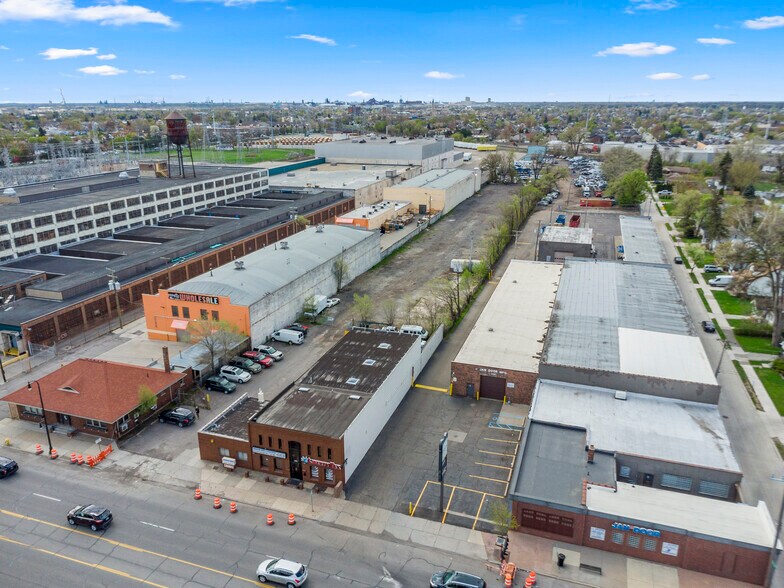More Photos Of 14321 W Warren Ave, Dearborn Land For Lease