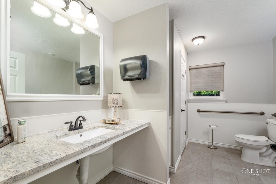 More Photos Of 5919 Buffalo Gap Rd, Abilene Medical For Sale