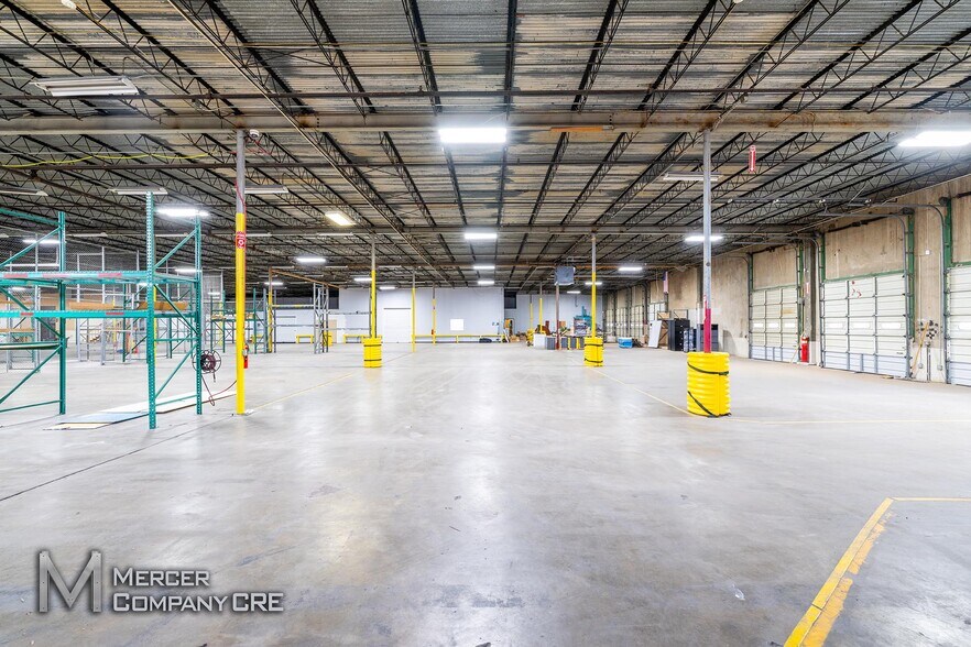 More Photos Of 3300 N Santa Fe Ave, Oklahoma City Warehouse For Lease