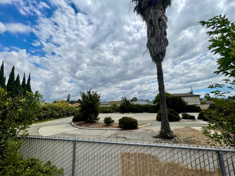 More Photos Of 5619 Ball Rd, Cypress Land For Sale