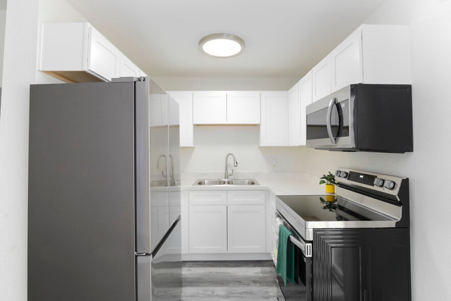 More Photos Of 1800 S Kofa Ave, Parker Apartments For Sale