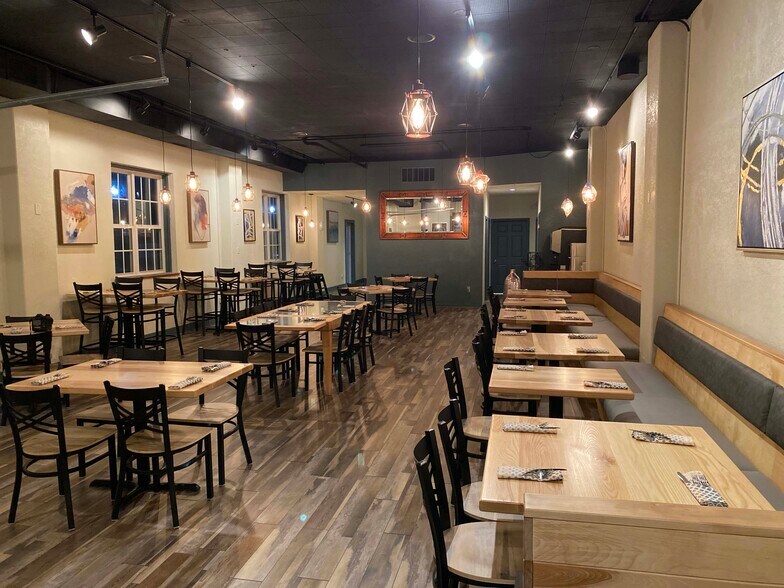 Primary Photo Of 501 Main St, Belton Storefront For Sale