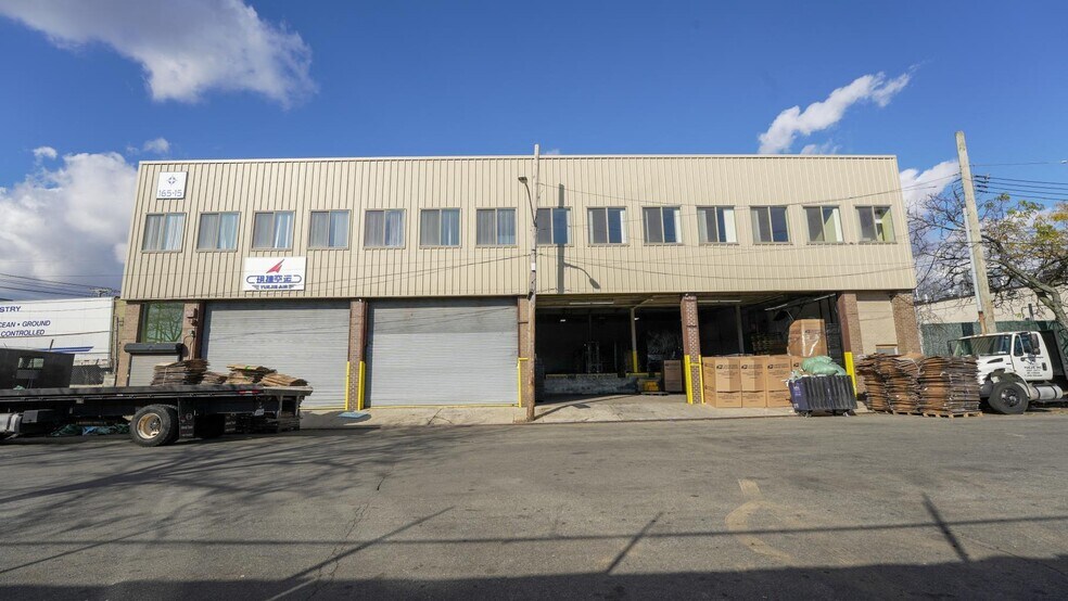 More Photos Of 165-15 145th Dr, Jamaica Warehouse For Lease