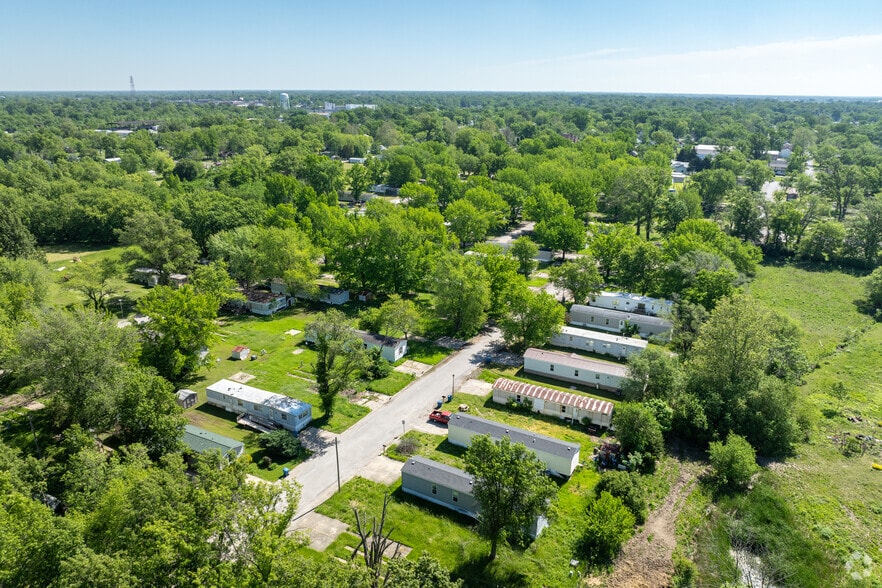 More Photos Of 1350 S Brookside St, Centralia Trailer Camper Park For Sale