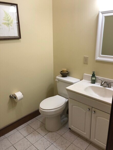 More Photos Of 148-158 Wind Chime Ct, Raleigh Office For Lease