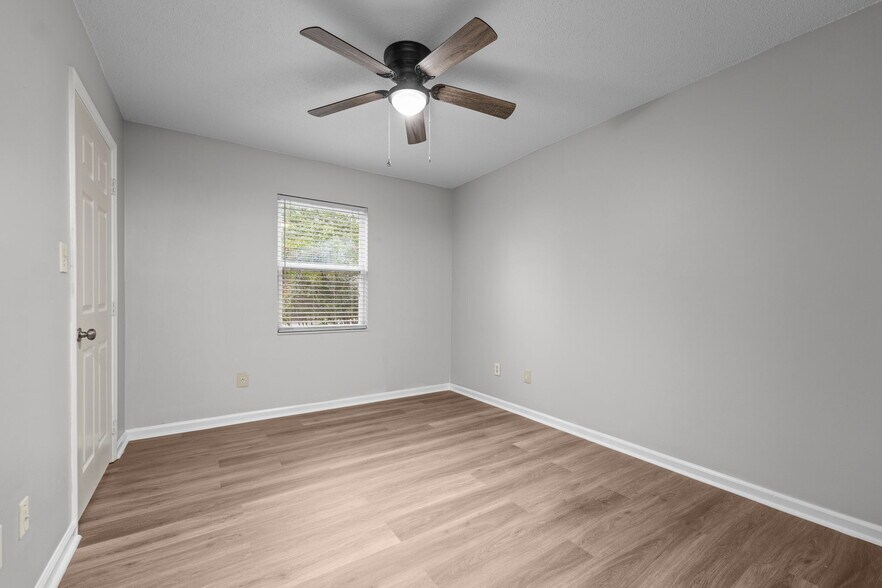 More Photos Of 920 Highland Ave, Greensboro Apartments For Sale
