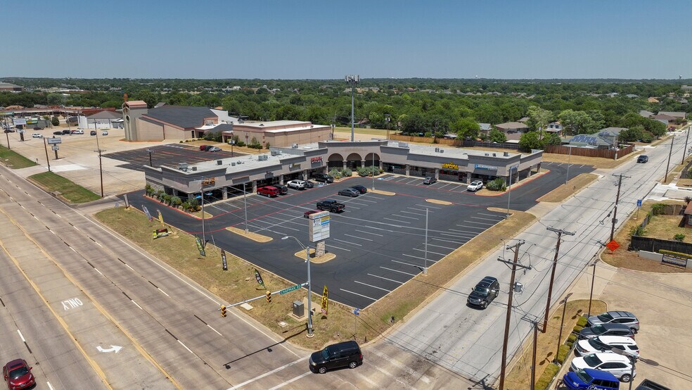 More Photos Of 6700 Denton Hwy, Watauga Freestanding For Lease