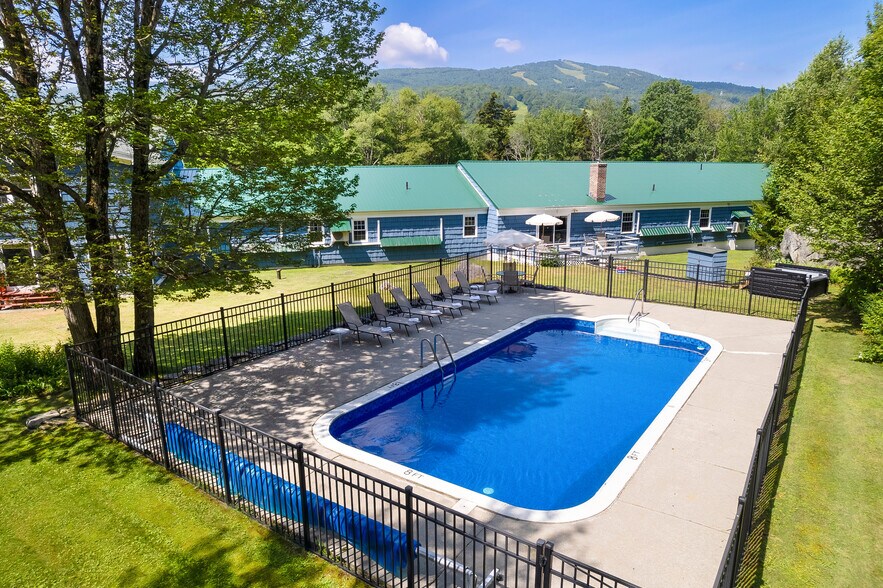 More Photos Of 344 Vt Route 100, West Dover Hotel For Sale