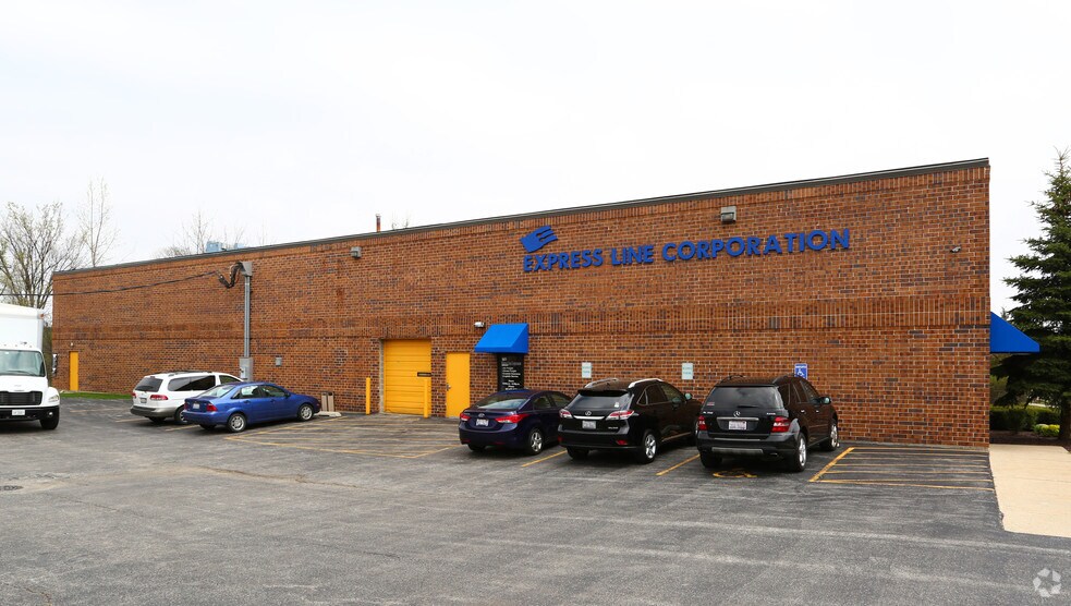 More Photos Of 700 Morse Ave, Elk Grove Village Manufacturing For Sale