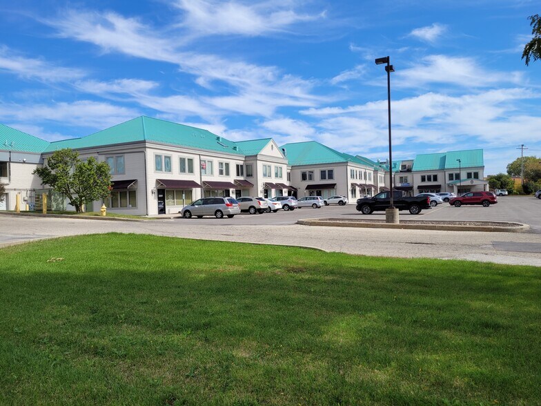 More Photos Of 2301-2359 Silvernail Rd, Pewaukee General Retail For Sale
