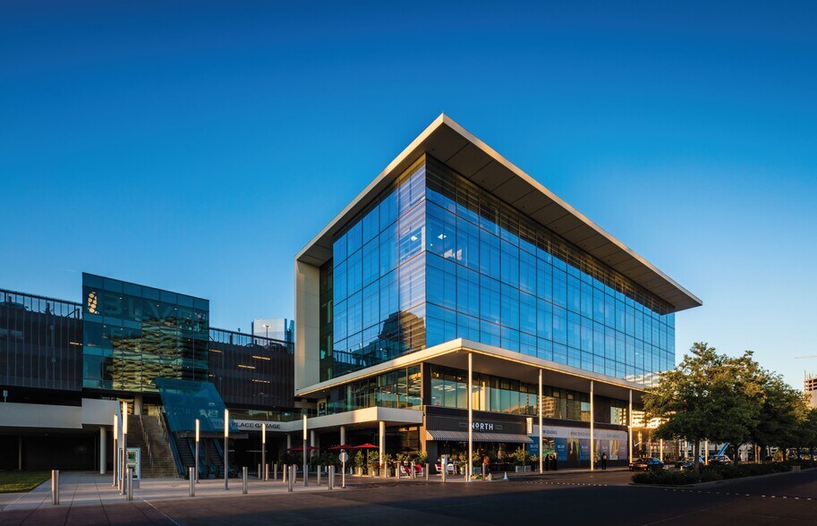 More Photos Of 1700 Post Oak Blvd, Houston Coworking Space