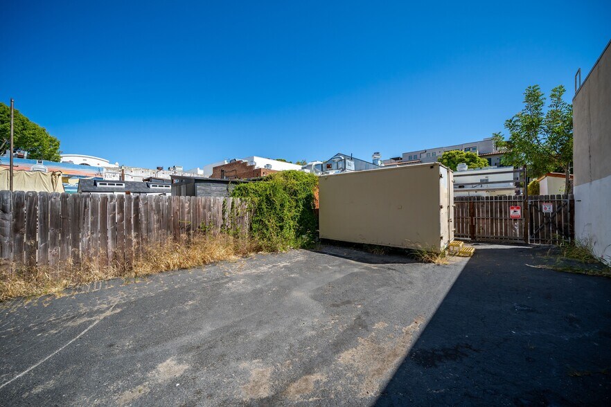 More Photos Of 1131 Broad St, San Luis Obispo Restaurant For Sale
