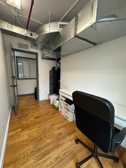 More Photos Of 527 Court St, Brooklyn Apartments For Lease