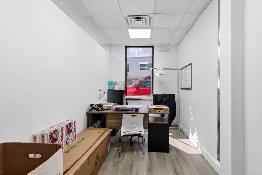 More Photos Of 129 N 5th St, Fort Pierce Storefront Retail Residential For Lease