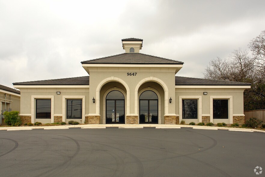 More Photos Of 9647 Huebner Rd, San Antonio Medical For Sale