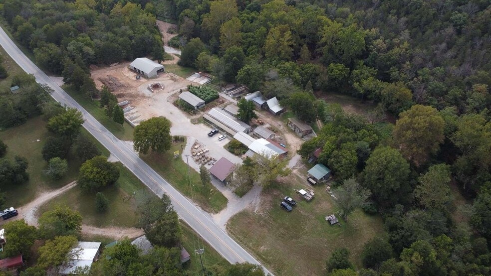 More Photos Of 2798 Highway 23 N, Eureka Springs Garden Center For Sale