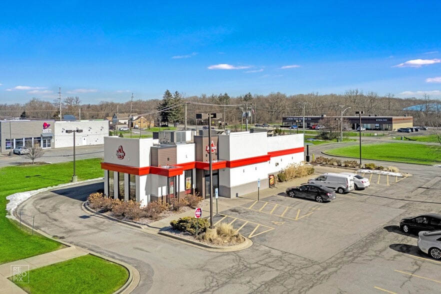 Primary Photo Of 207 S Halsted, Chicago Heights Fast Food For Sale