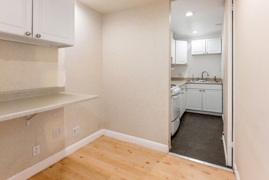 More Photos Of 9024 W Olympic Blvd, Beverly Hills Office For Lease