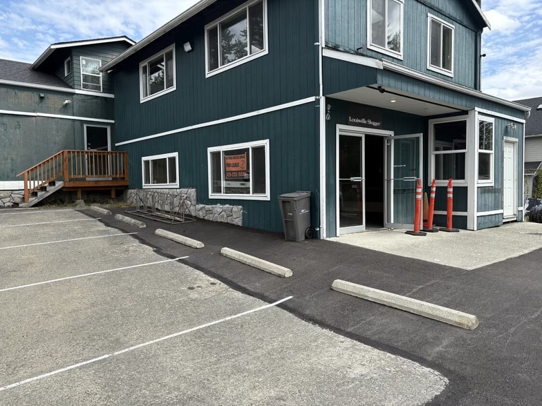 More Photos Of 1520 112th St SW, Everett General Retail For Lease