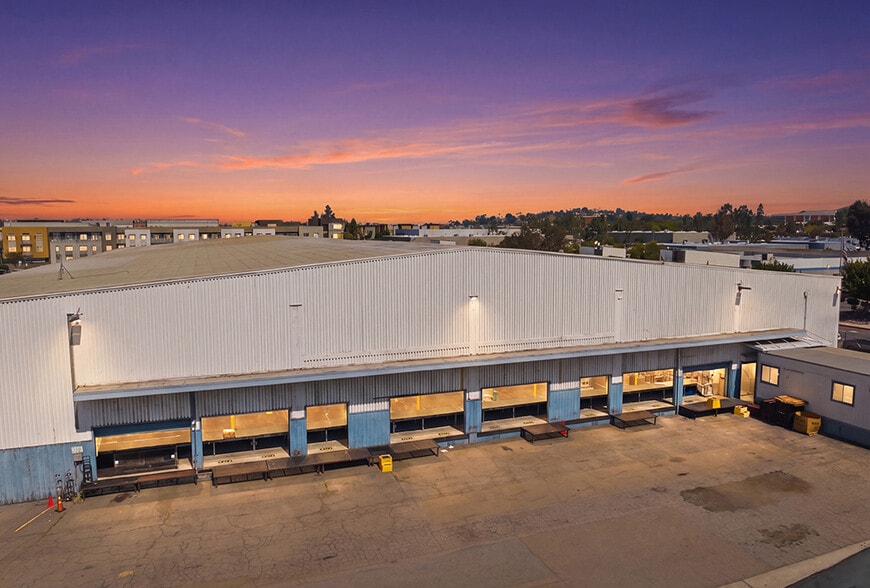 More Photos Of 111 Bingham Dr, San Marcos Distribution For Sale