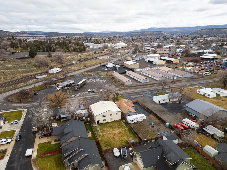 More Photos Of 1505 NW Harwood Ave, Prineville Apartments For Sale