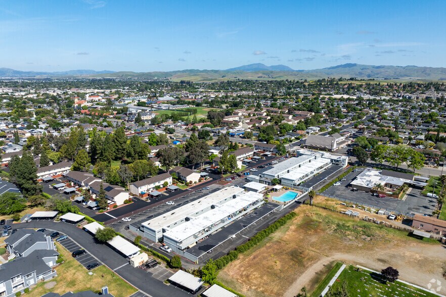 More Photos Of 3819 East Ave, Livermore Apartments For Sale