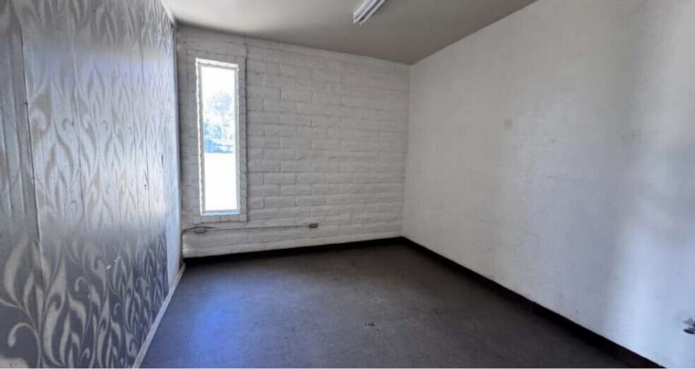 More Photos Of 2920-2972 Churn Creek Rd, Redding Unknown For Lease