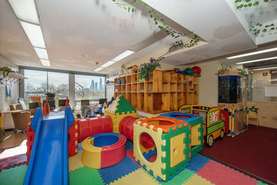 More Photos Of 400 E Randolph St, Chicago Apartments For Sale