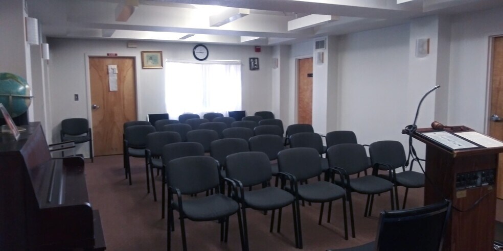 More Photos Of 671 Pennington Ave, Trenton Office For Sale