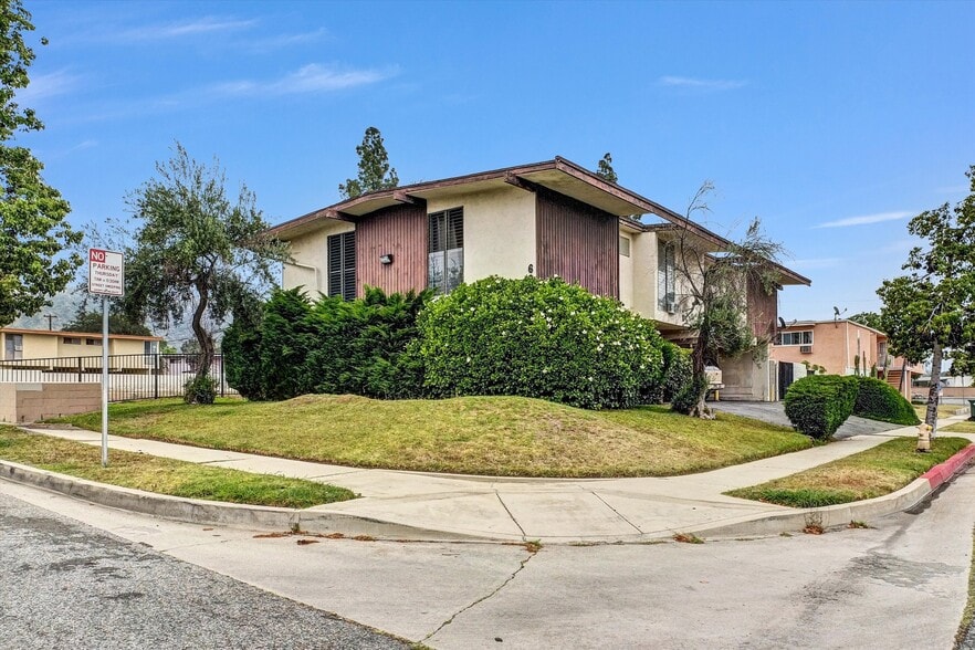 Primary Photo Of 602 Cedarglen Dr, Azusa Manufactured Housing Mobile Home Park For Sale