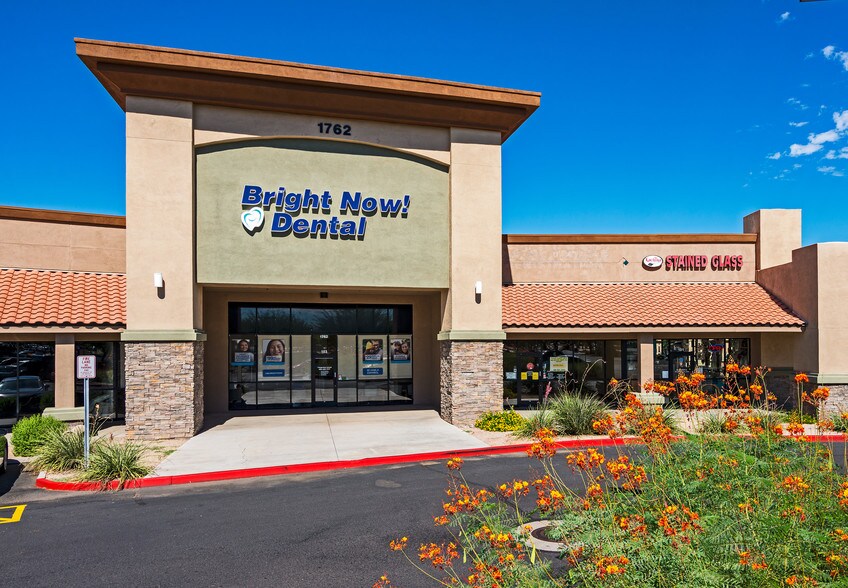 More Photos Of 1728 S Greenfield Rd, Mesa Freestanding For Lease