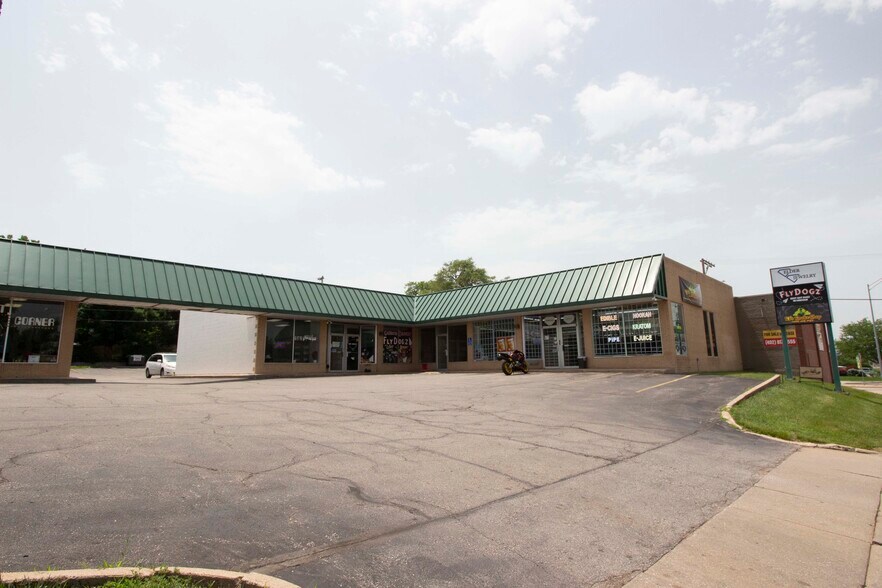 More Photos Of 3111-3119 O St, Lincoln Unknown For Lease