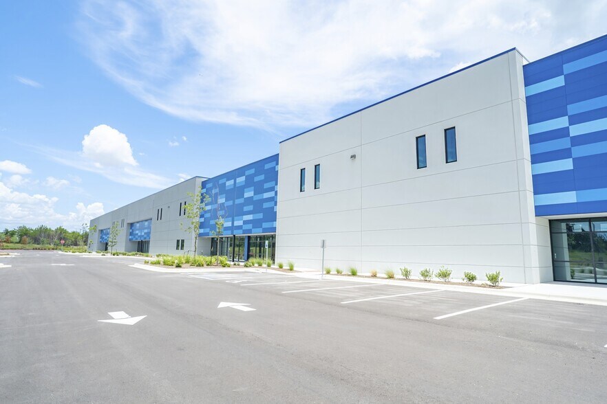 More Photos Of 15508 Impact Way, Pflugerville Warehouse For Lease