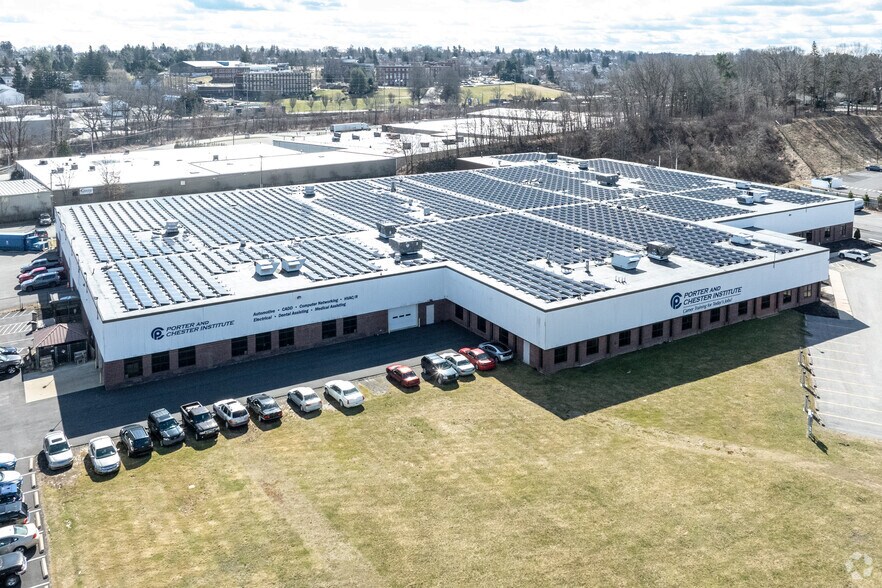 More Photos Of 220 Brooks St, Worcester Warehouse For Lease