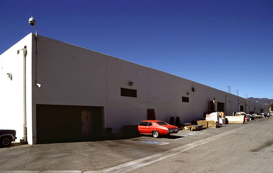 More Photos Of 12740 Arroyo St, Sylmar Manufacturing For Lease