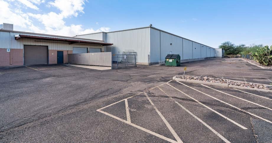 More Photos Of 6270 S Country Club Rd, Tucson Manufacturing For Sale